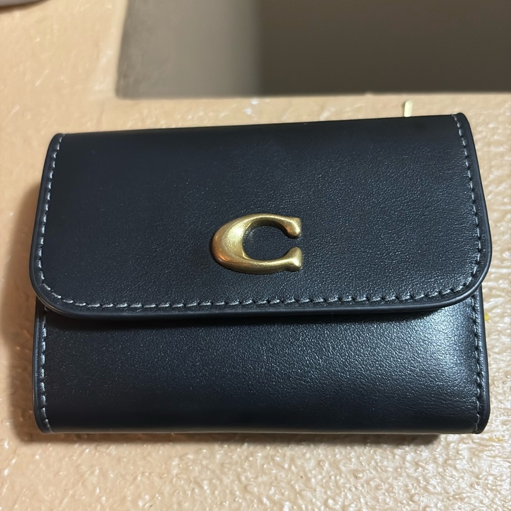 Coach cardholder wallet